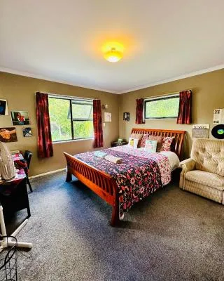 Dora's Comfortable Homestay in Hamilton