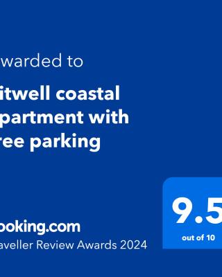 Sitwell coastal apartment with free parking