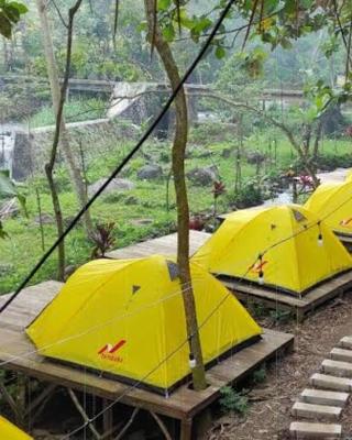 Nyiak Tanjuang camp area
