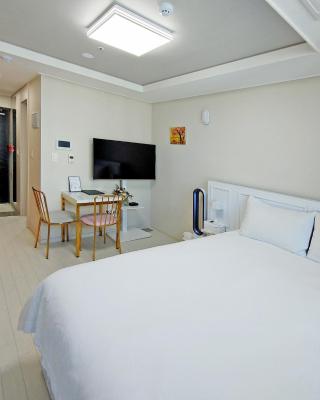 Daegu Dongseongro Star B&B business hotel