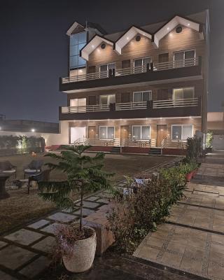 The VrindHuts