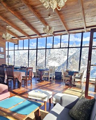 Faraway Cottages, Auli