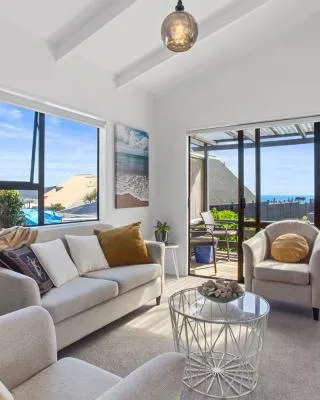 Beverley Hills Cottage