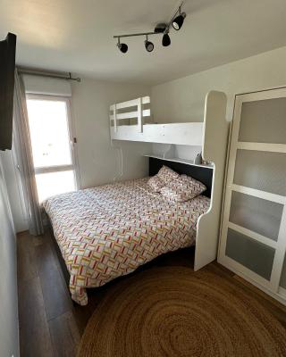 Appartement Familiale et équipée - Vue mer