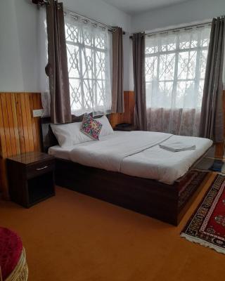 Yalung Homestay
