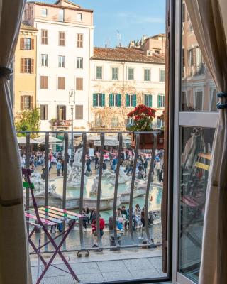 Navona Charming Balcony