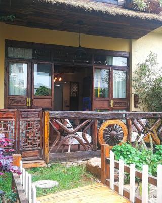 Old Story Inn Lijiang Old Town
