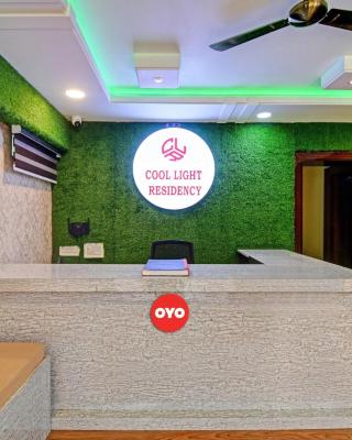 OYO Flagship 81218 Cool Light Residency