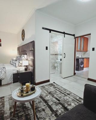 Bryanston Cottage