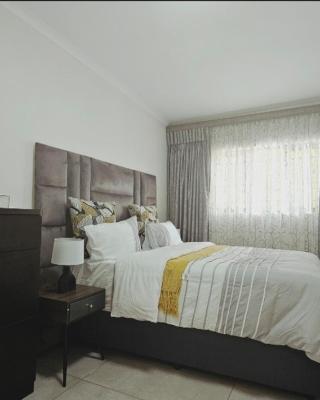 Bryanston Guest Cottage