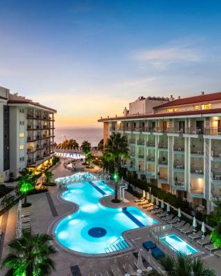 Ramada Hotel & Suites by Wyndham Kusadasi