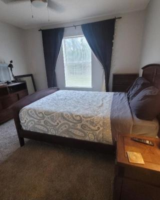 Bedroom Four minutes from beach