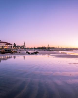 White Point Beach Resort