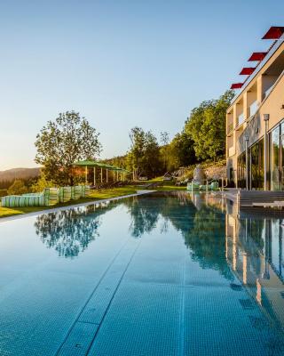 Hüttenhof - Wellnesshotel & Luxus-Bergchalets - Adults only