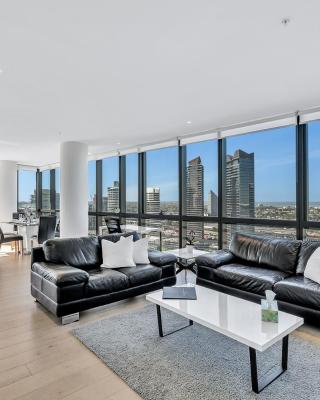 Melbourne Lifestyle Apartments – Best Views on Collins