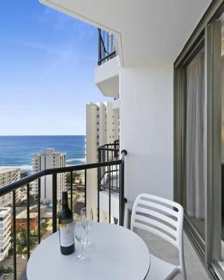 Ocean View 2-Bed Studio In the Heart of Surfers