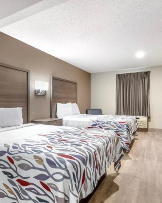 Red Roof Inn & Suites Newport News