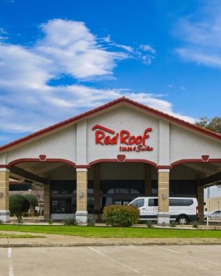 Red Roof Inn & Suites Irving - DFW Airport South