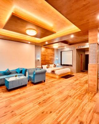 Rockland Cottage, Manali - Centrally Heated & Air Cooled Premium Rooms