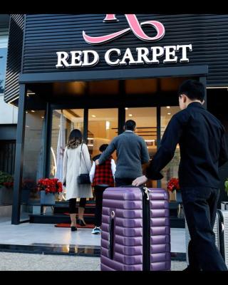 Red Carpet Suites