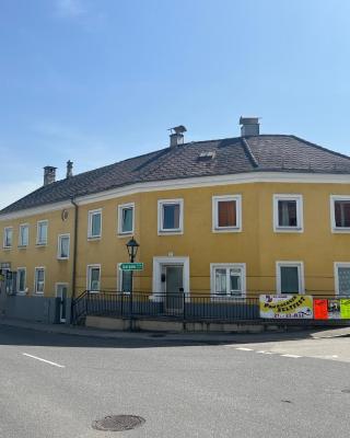 1 Schlafzimmer Apartment