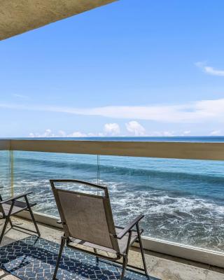 Malibu Beach House with Private Beach Access