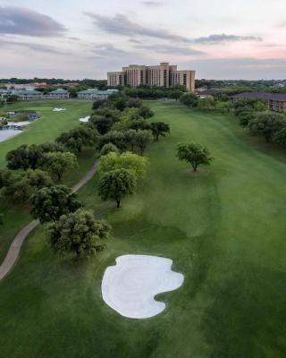 The Ritz-Carlton Dallas, Las Colinas