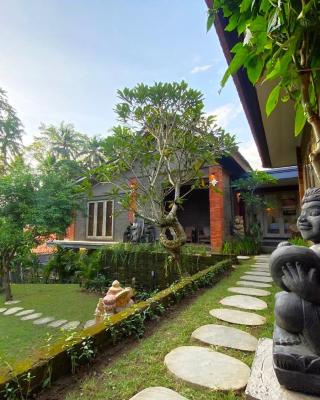 Aura Villas Ubud by MERE