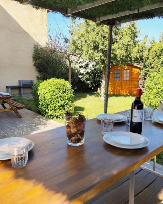 Le PATIO GARONNE maison 6 personnes, climatisé, Netflix