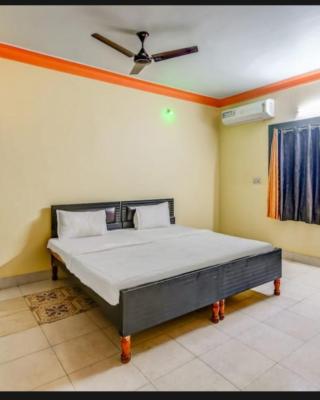 Hotel Moon Near Sea Beach & Jagannath Temple - Best Seller