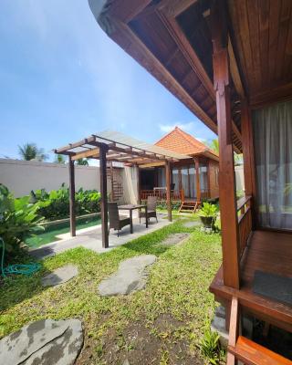Serene Ubud 2 Villa Bungalow Retreat with Pool