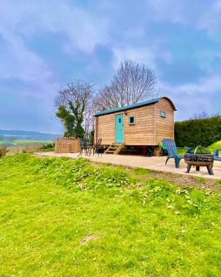 Herefordshire Escape, Hot Tub, Firepit, Views, BBQ