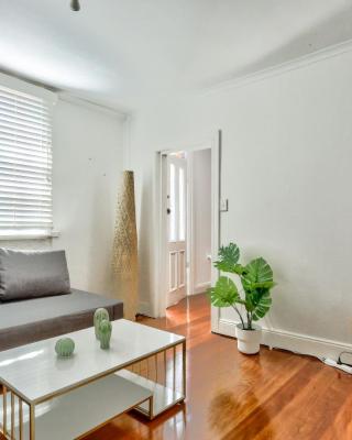 Close to City 3 Bedroom House Surry Hills 2 E-Bikes Included