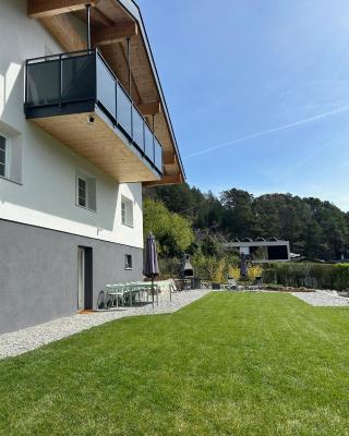 Wohnung mit Garten und Panoramablick in Innsbruck