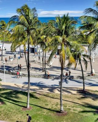NEW Amazing large 3BR direct oceanfront Penthouse On Ocean Drive!!