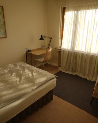 ruhiges Gästezimmer in Messenähe