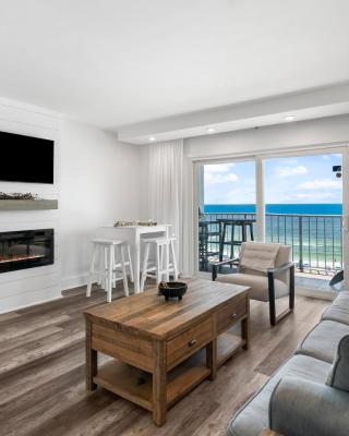 The Summit 808 - Luxury Beach Resort Condo - Beachfront - Incredible Views - BEACH CHAIRS AND SUNSHADE Provided In Condo
