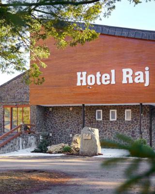 Hotel Raj