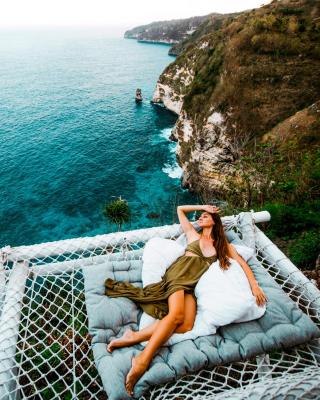 Tropical Glamping Nusa Penida Diamond Beach - Cliff Side Edge