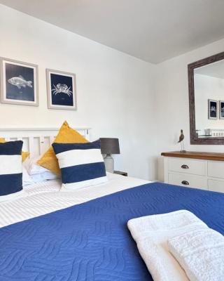 Heart of DARTMOUTH TOWN CENTER and with own PRIVATE PARKING - These Two Traditional Georgian SUPER STYLISH DUPLEX APARTMENTS are NEWLY REFURBISHED and have a CONNECTING DOOR For Larger Groups!!!