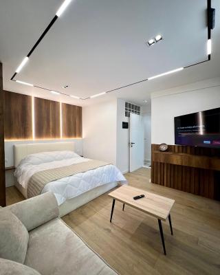 Aria's Apartments