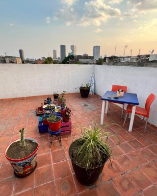 Rooftop Paradise Central Location, Scenic Views