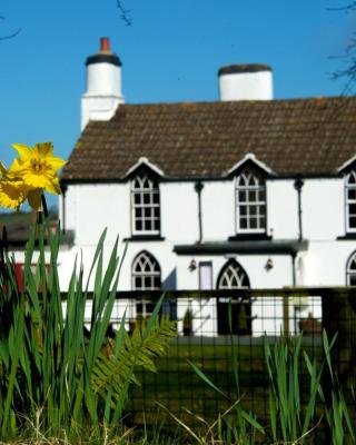 Tudor Lodge Bed & Breakfast