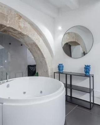 Judeka Suite Ortigia with Jacuzzi