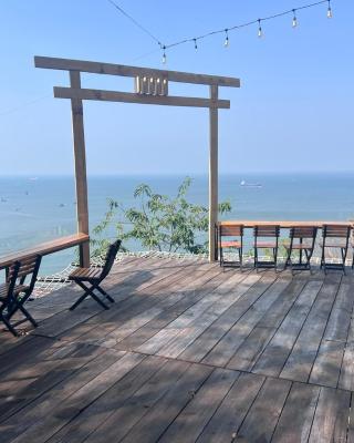 The mountain Sea View