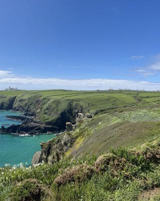 Housel Bay Hotel