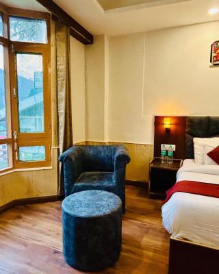 Hotel Ocean & Hotel Meadows Mountain View ! A Family Hotel ! Near To Mall Road