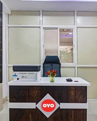 OYO Msr Guest Inn Near 100ft Road