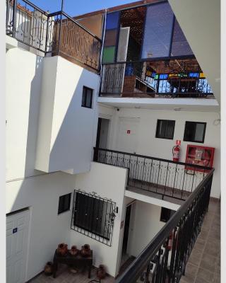 Alto Chinchorro Hostel