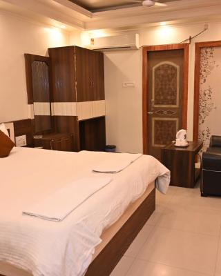 HOTEL GITANJALI